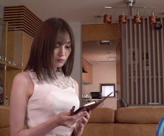 Bị sếp của chồng đến tận nhà cưỡng hiếp
