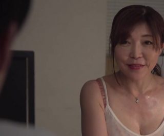 Địt tung lồn với nhân viên cấp dưới
