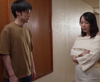 Sex với mẹ kế khát dục